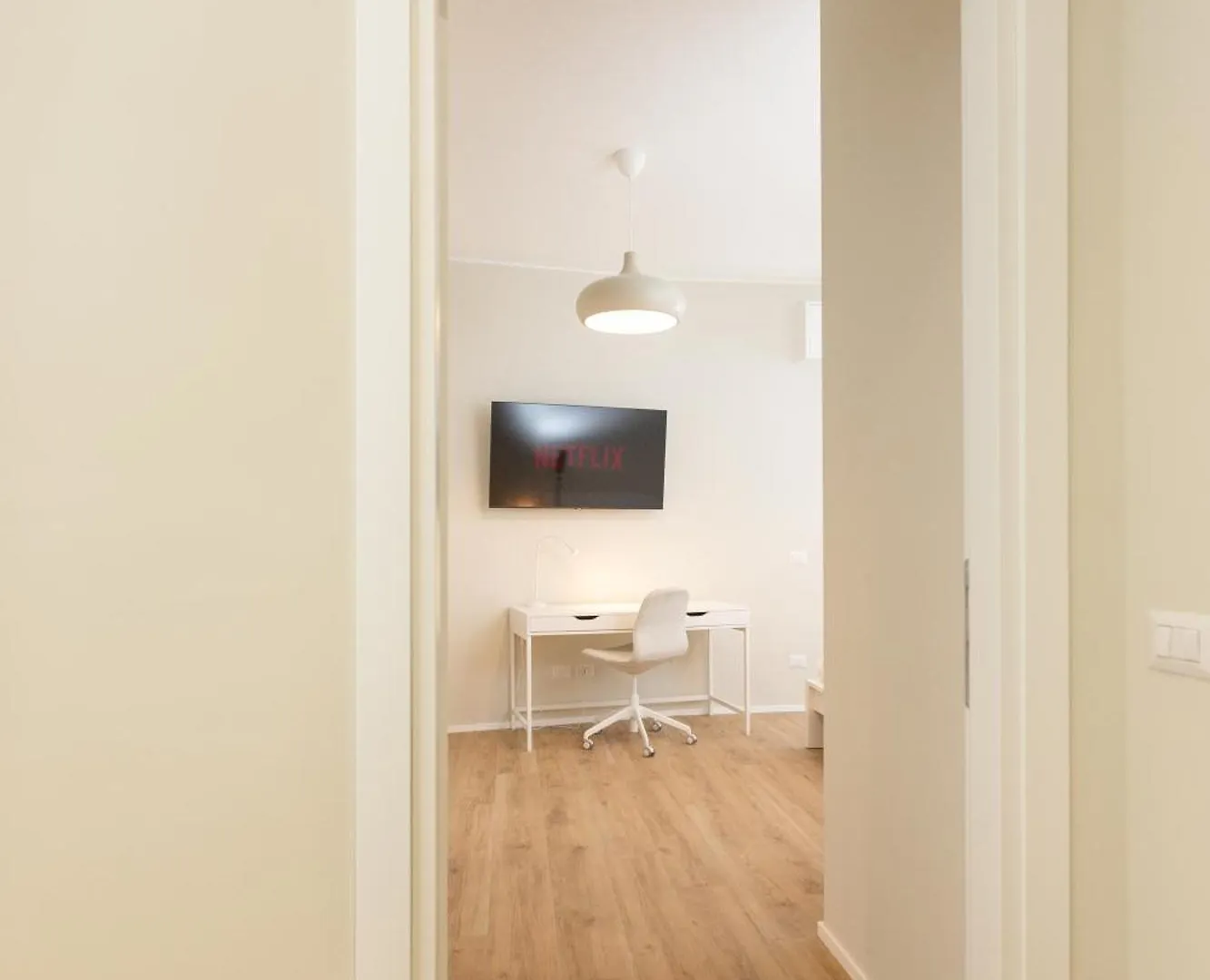 Dreams Exclusive Apartments With Terrace - Free Parking - M1 Station - Near Center Milano