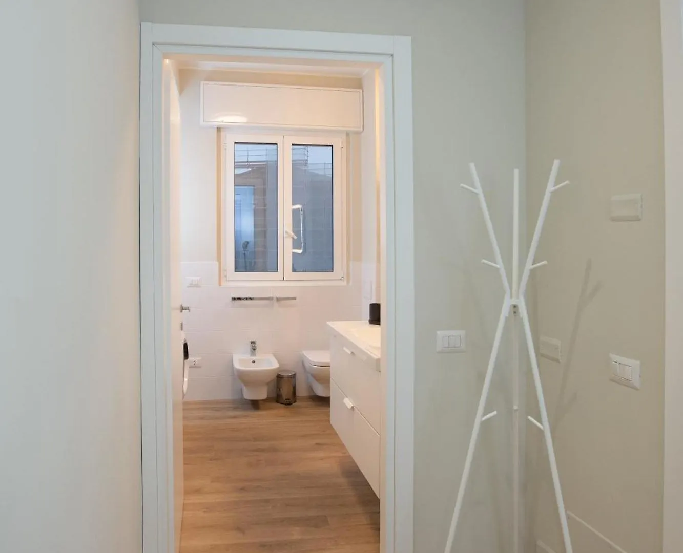 Dreams Exclusive Apartments With Terrace - Free Parking - M1 Station - Near Center Milan 0*,